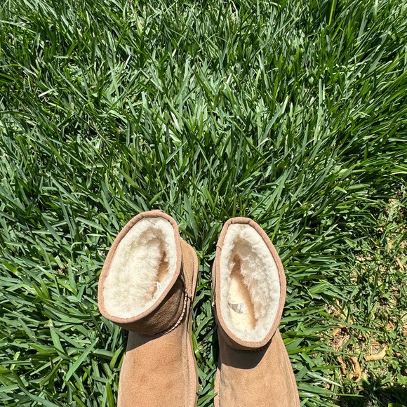 UGG🍂🍁Mini Classic II chestnut Size 11 women - Picture 7 of 13